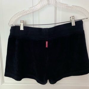 Hard tail women’s shorts, black, very gently used. I’m very good condition.